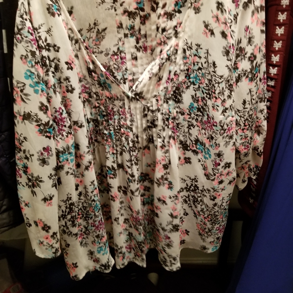 Long sleeve top